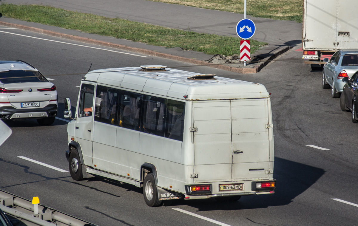 Киевская область, Mercedes-Benz T2 611D № 009-63 МВ