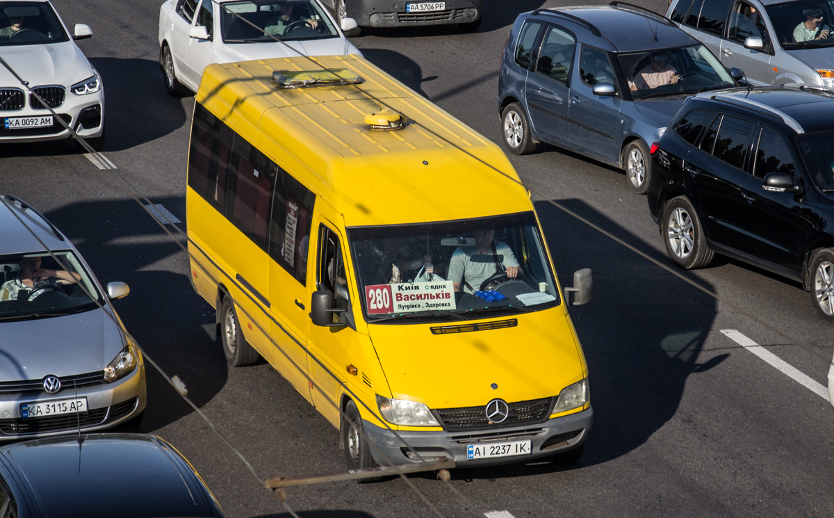 Киевская область, Mercedes-Benz Sprinter W903 313CDI № AI 2237 IK