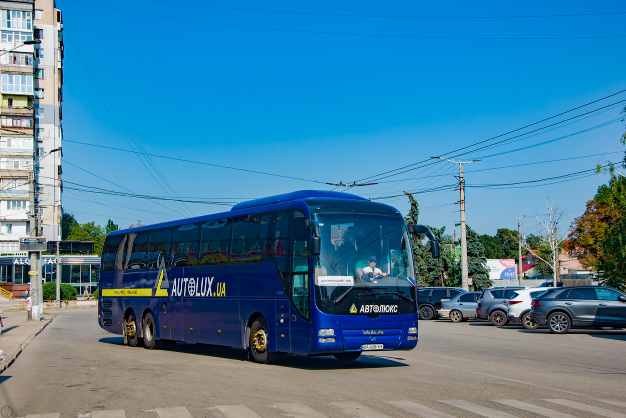 Киев, MAN R08 Lion's Coach L RHC444 L № 760