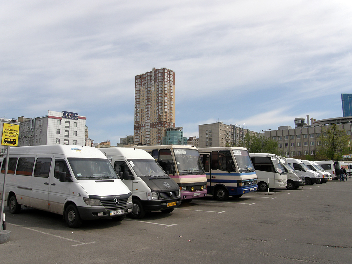 Хмельницкая область, Mercedes-Benz Sprinter W903 313CDI № BX 1952 BM; Киев — Разные фотографии