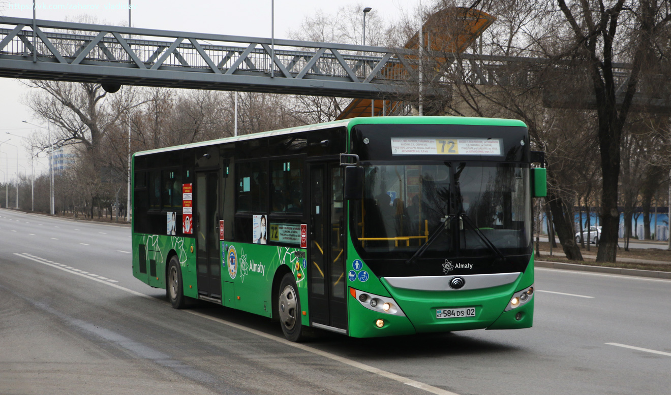 Алматы, Yutong ZK6118HGA № 584 DS 02