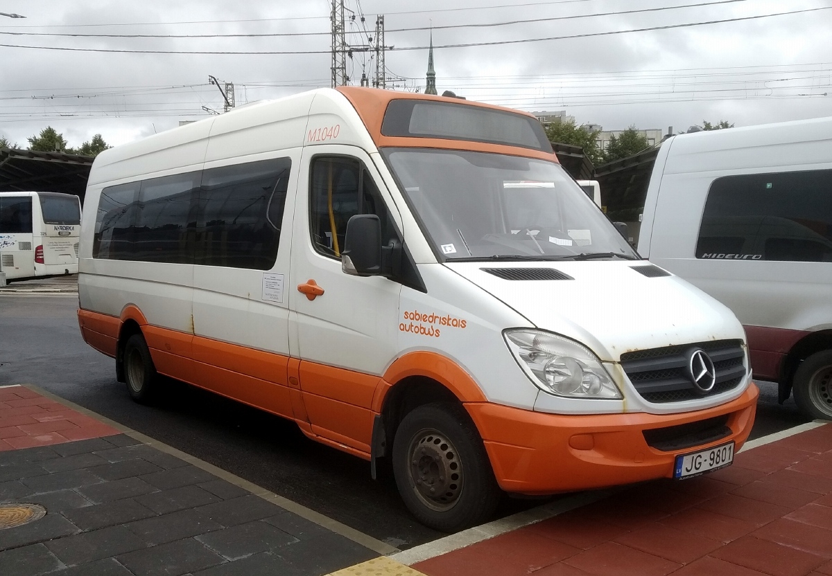 Латвия, Universāls № M1040