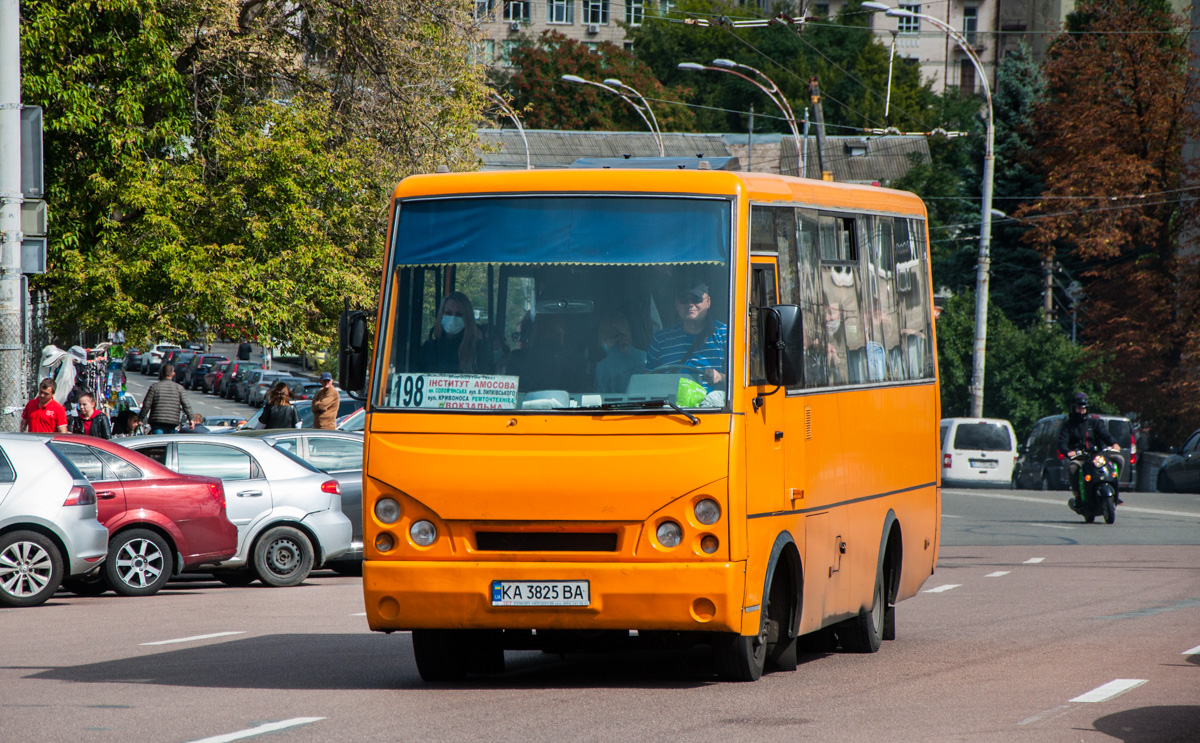 Kijev, I-VAN A07A1-631 sz.: KA 3825 BA