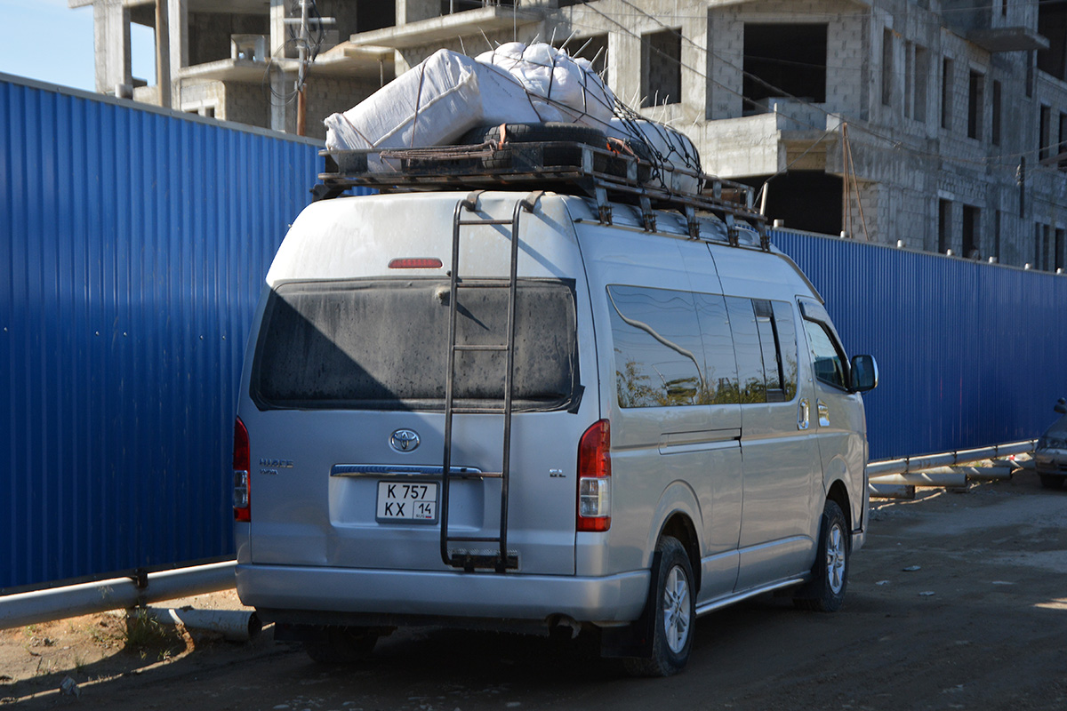 Саха (Якутия), Toyota HiAce TRH223L № К 757 КХ 14