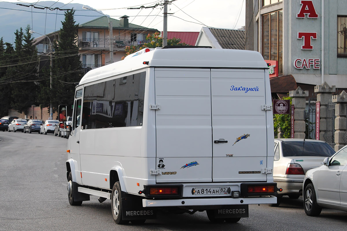Республика Крым, Mercedes-Benz Vario 614D № А 814 АН 82