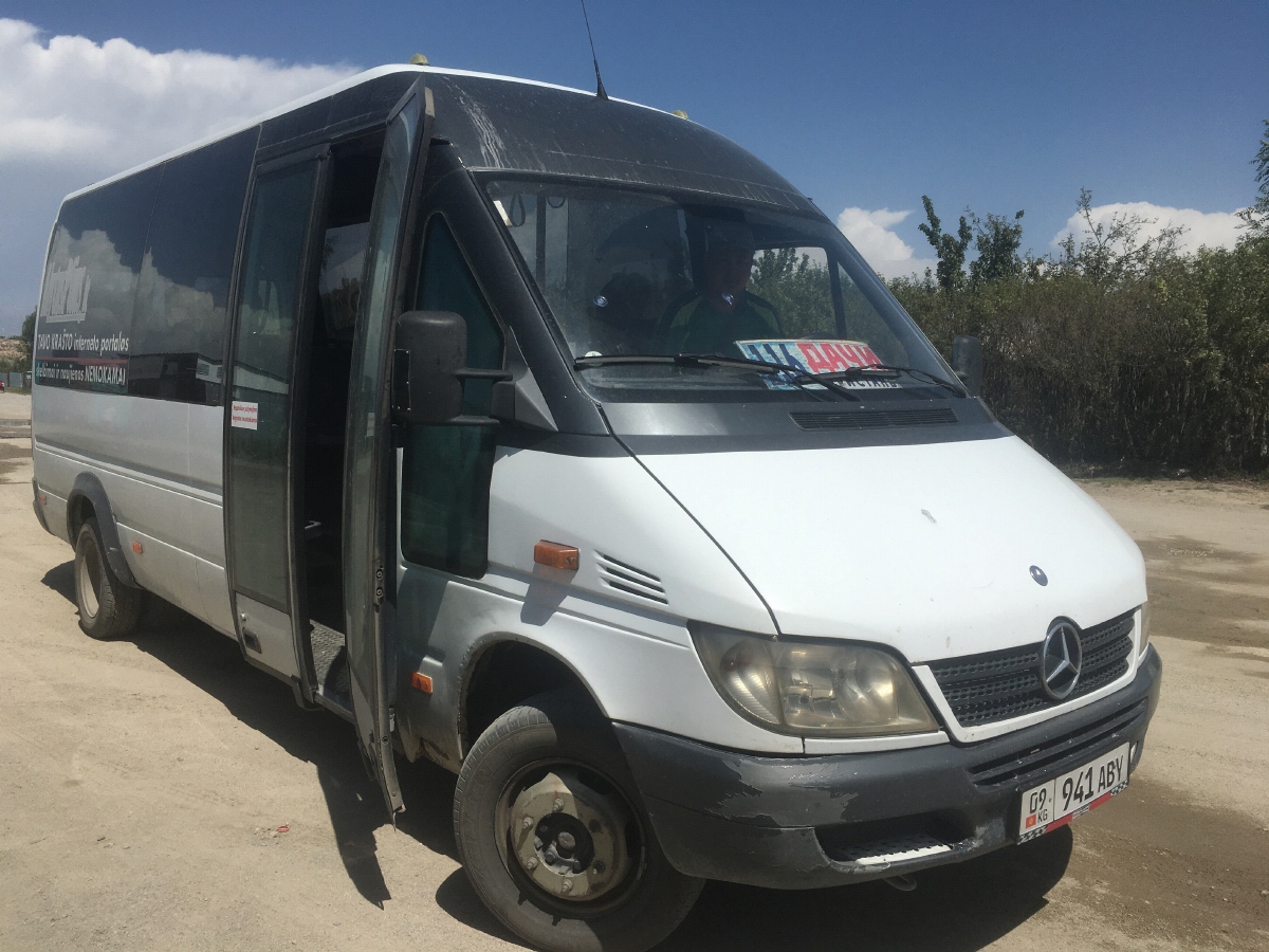 Кыргызстан, Ernst Auwärter Super Sprinter № 09 941 ABY