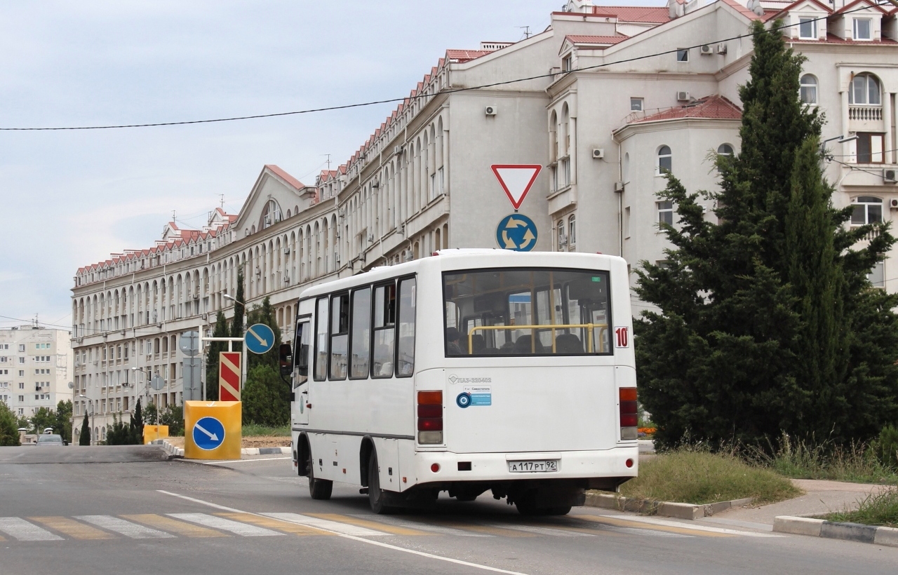 Севастополь, ПАЗ-320402-04 № А 117 РТ 92