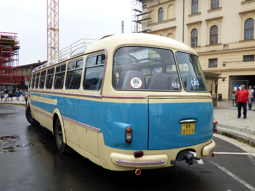 Чехия, Škoda 706 RTO LUX № AX 37-11