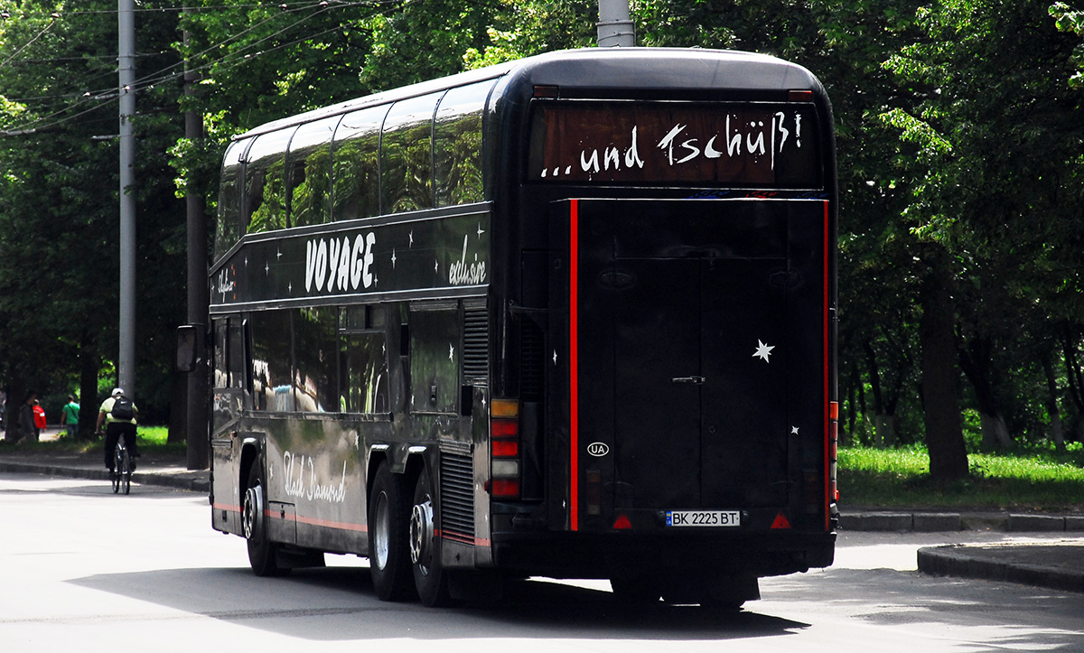 Ровненская область, Neoplan N122/3 Skyliner № BK 2225 BT Ровненская область, Neoplan N122/3 Skyliner № BK 2225 BT