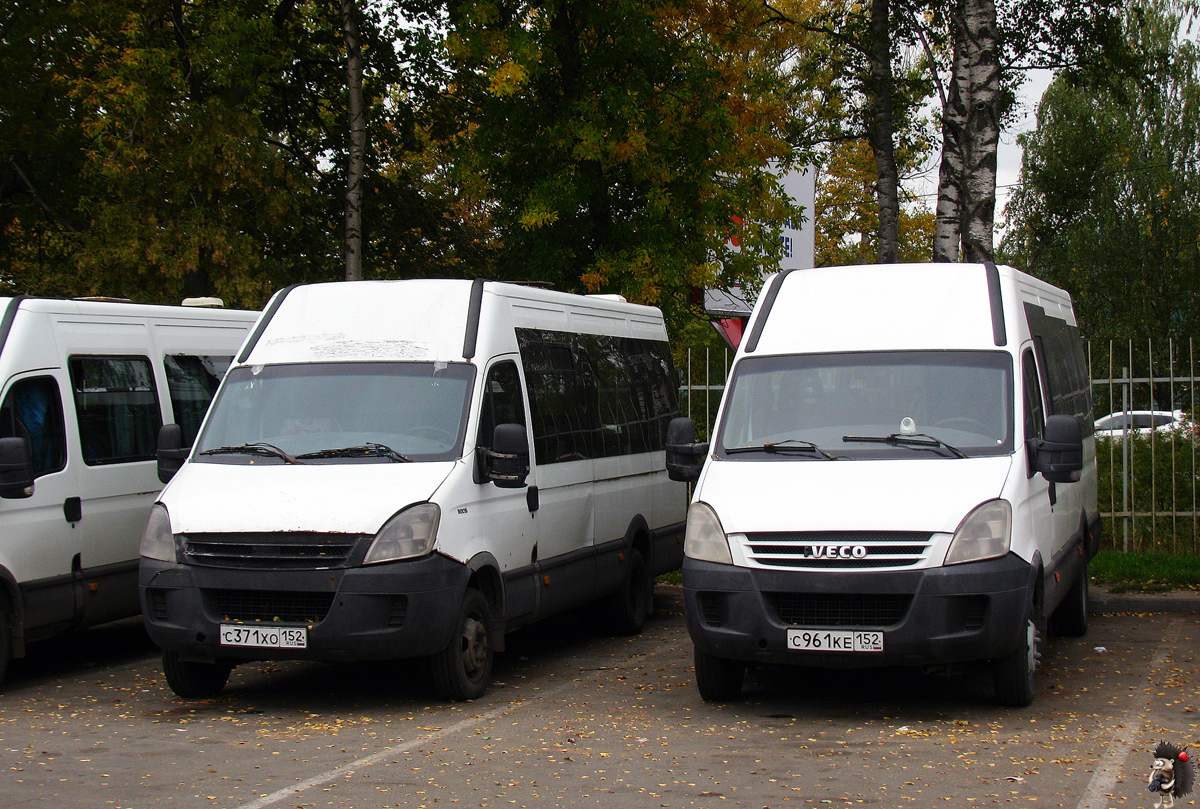 Нижегородская область, Самотлор-НН-32402 (IVECO Daily 50C15VH) № С 371 ХО 152; Нижегородская область, Самотлор-НН-32402 (IVECO Daily 50C15VH) № С 961 КЕ 152; Нижегородская область — Автовокзалы, автостанции, конечные остановки и станции