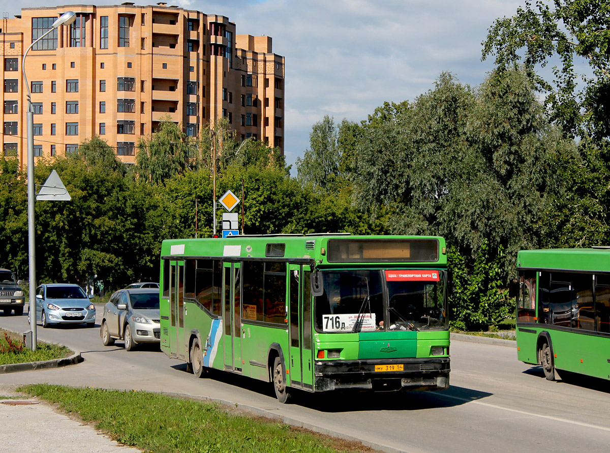 Новосибирская область, МАЗ-104.021 № 3553