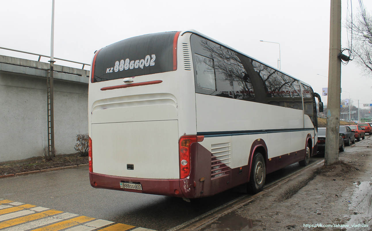 Алматы, Higer № 888 GGQ 02