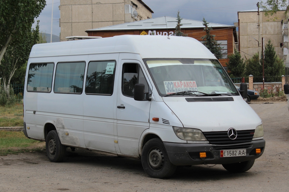 Кыргызстан, Mercedes-Benz Sprinter W903 311CDI № I 1582 AA