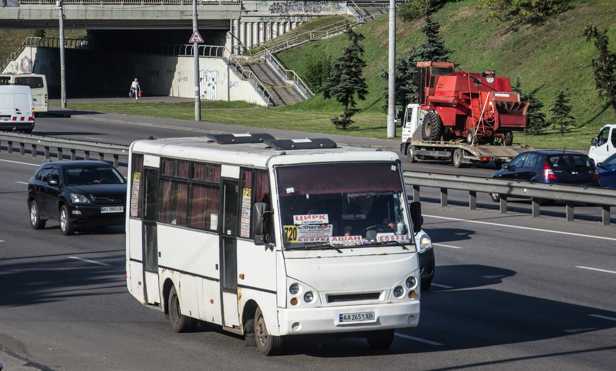 Киев, I-VAN A07A-32 № AA 2651 XB