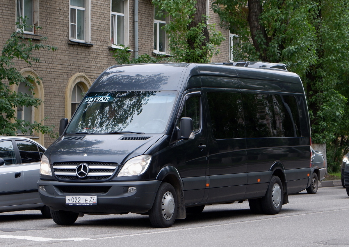 Москва, Mercedes-Benz Sprinter W906 511CDI № У 022 ТЕ 77