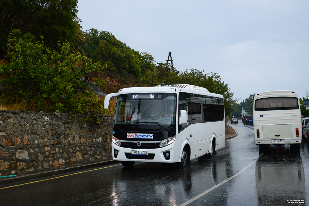 Республика Крым, ПАЗ-320435-04 "Vector Next" № К 851 ТУ 82; Республика Крым, TEMSA Prestij Deluxe № Е 425 АТ 82