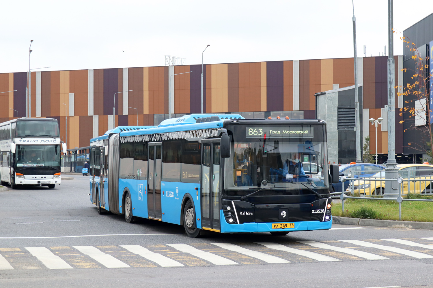 Москва, ЛиАЗ-6213.65 № 013528