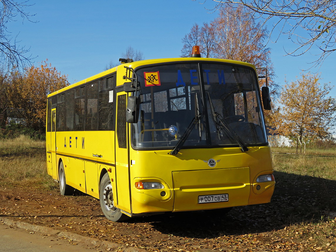 Кировская область, КАвЗ-4238-05 № Р 007 ОВ 43