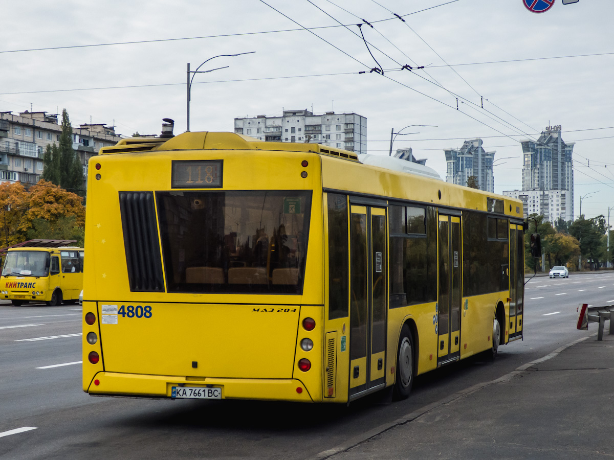 Киев, МАЗ-203.015 № 7808