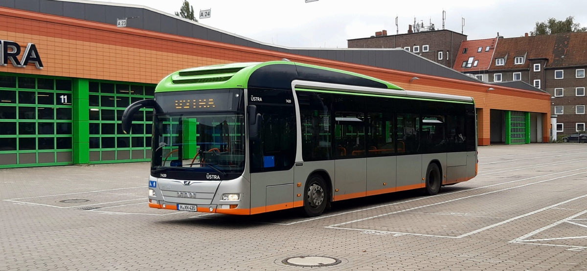Lower Saxony, MAN A37 Lion's City Hybrid NL253 # 7420