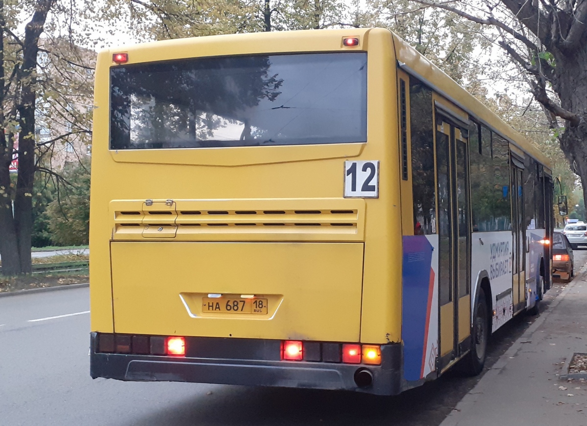 Удмуртия, НефАЗ-5299-20-32 № НА 687 18