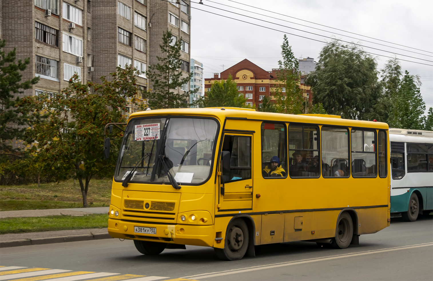 Baszkortostan, PAZ-320302-08 Nr А 381 КУ 702