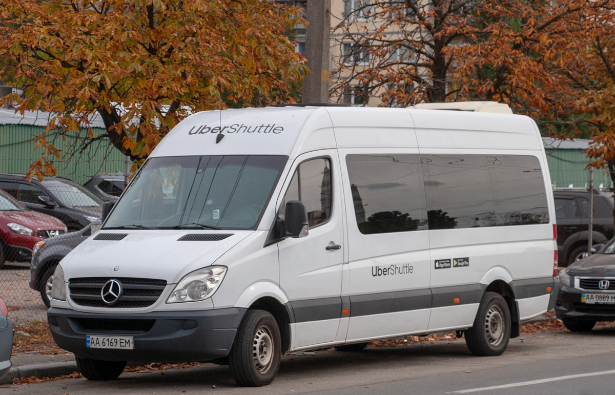 Киев, Mercedes-Benz Sprinter W906 316CDI № AA 6169 EM