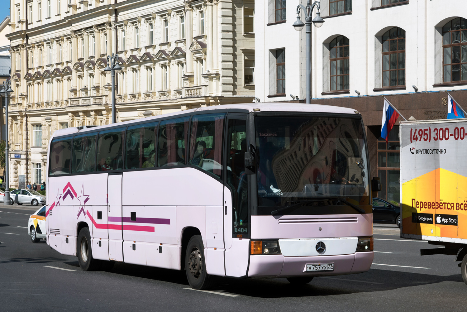 Москва, Mercedes-Benz O404-15RHD-L № А 757 УХ 77