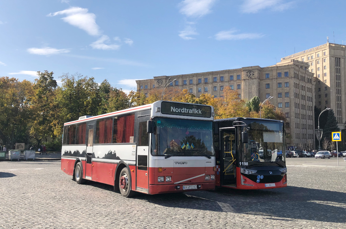 Kharkov region, Arna M91BF # AX 6912 HC; Kharkov region, Karsan Atak # 1198