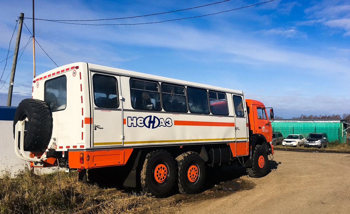 Томская область, НефАЗ-4208-10-30 № Е 429 УТ 70