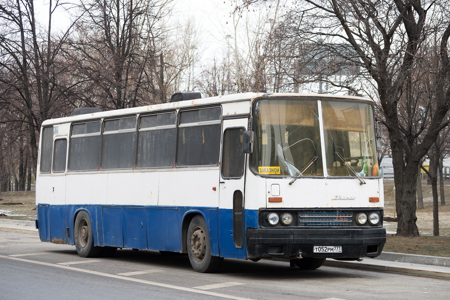 Москва, Ikarus 256.75 № Т 052 РМ 777