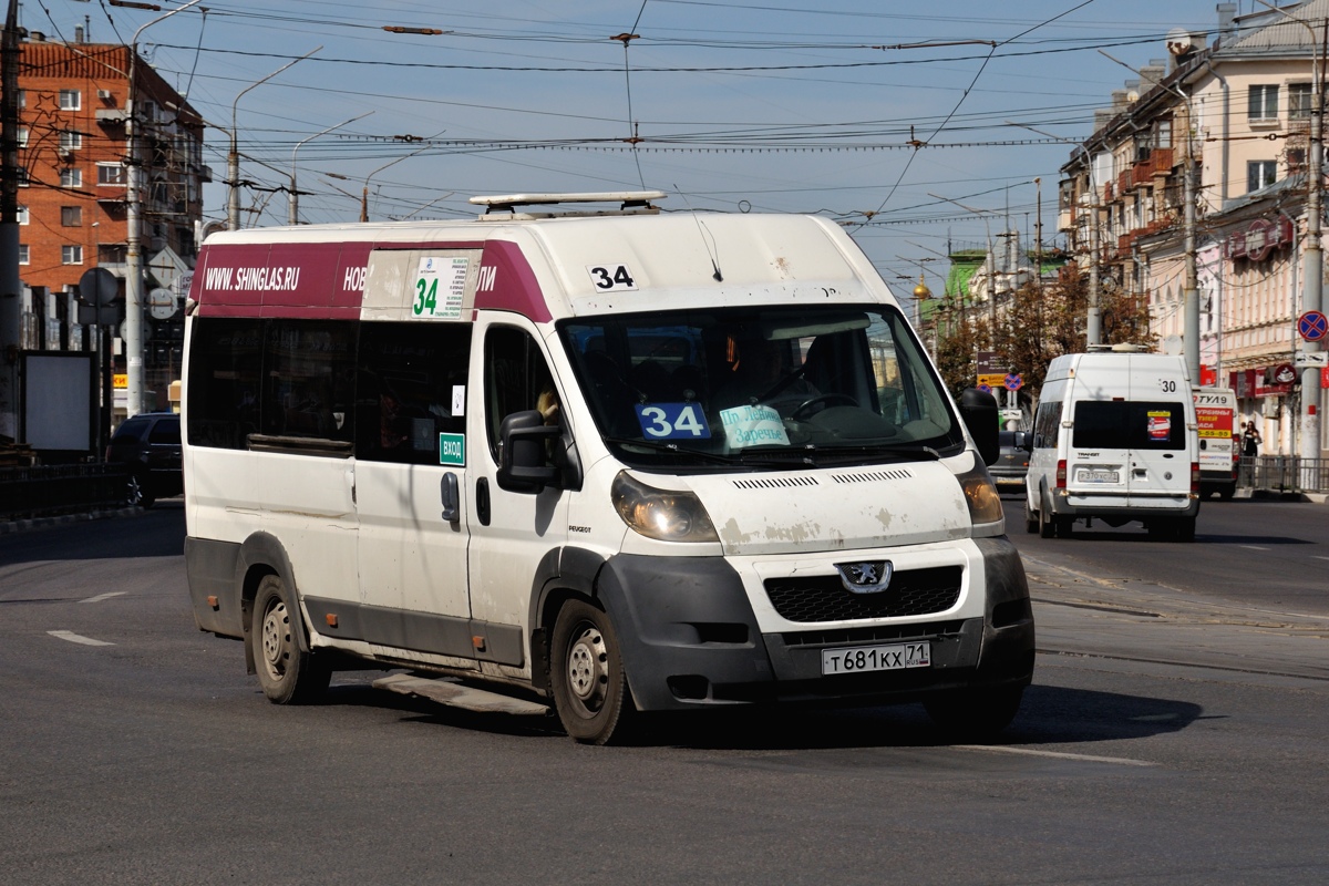 Автобус 71 белые. Автобус 71 белые