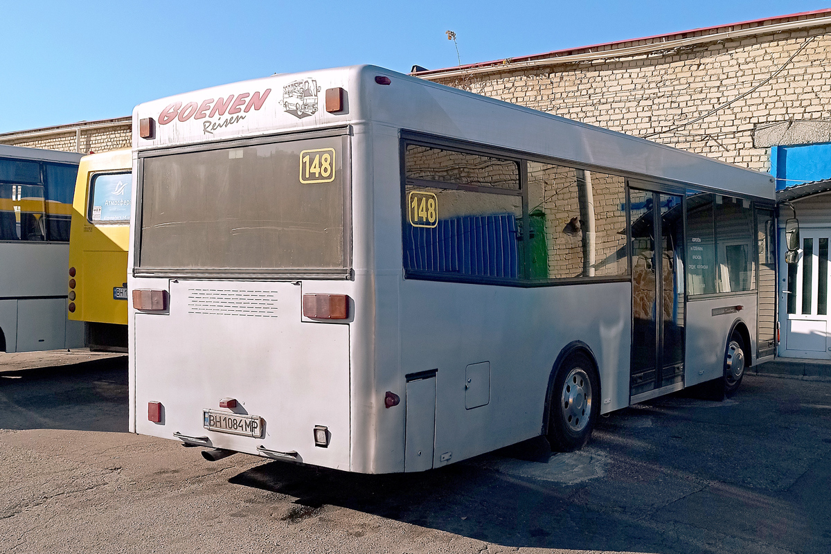 Одесская область, Göppel (MAN 469 NM222) № BH 1084 MP