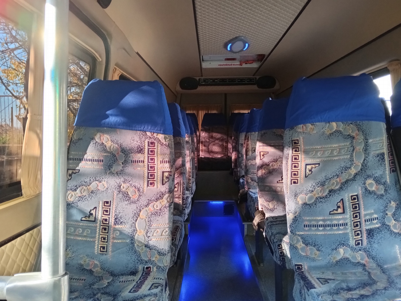 Севастополь, Mercedes-Benz Sprinter W904 412D № А 264 ЕХ 92