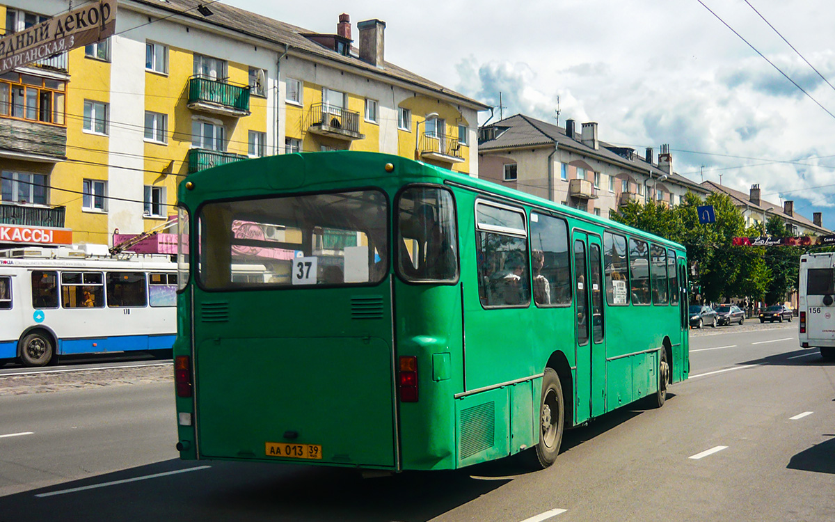 Калининградская область, Mercedes-Benz O307 № АА 013 39