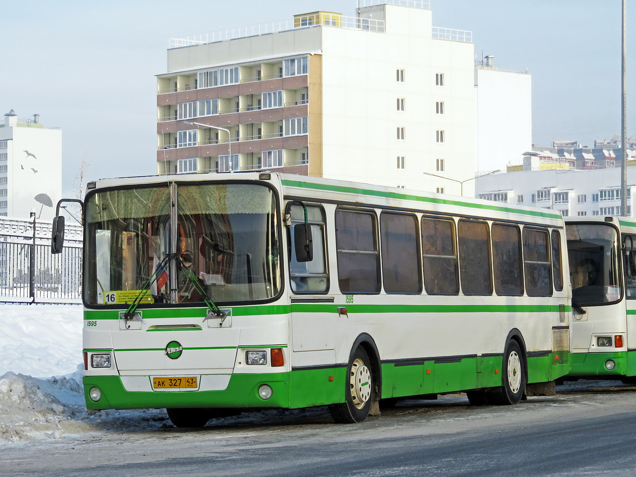 Kirov region, LiAZ-5256.26 Nr. х595
