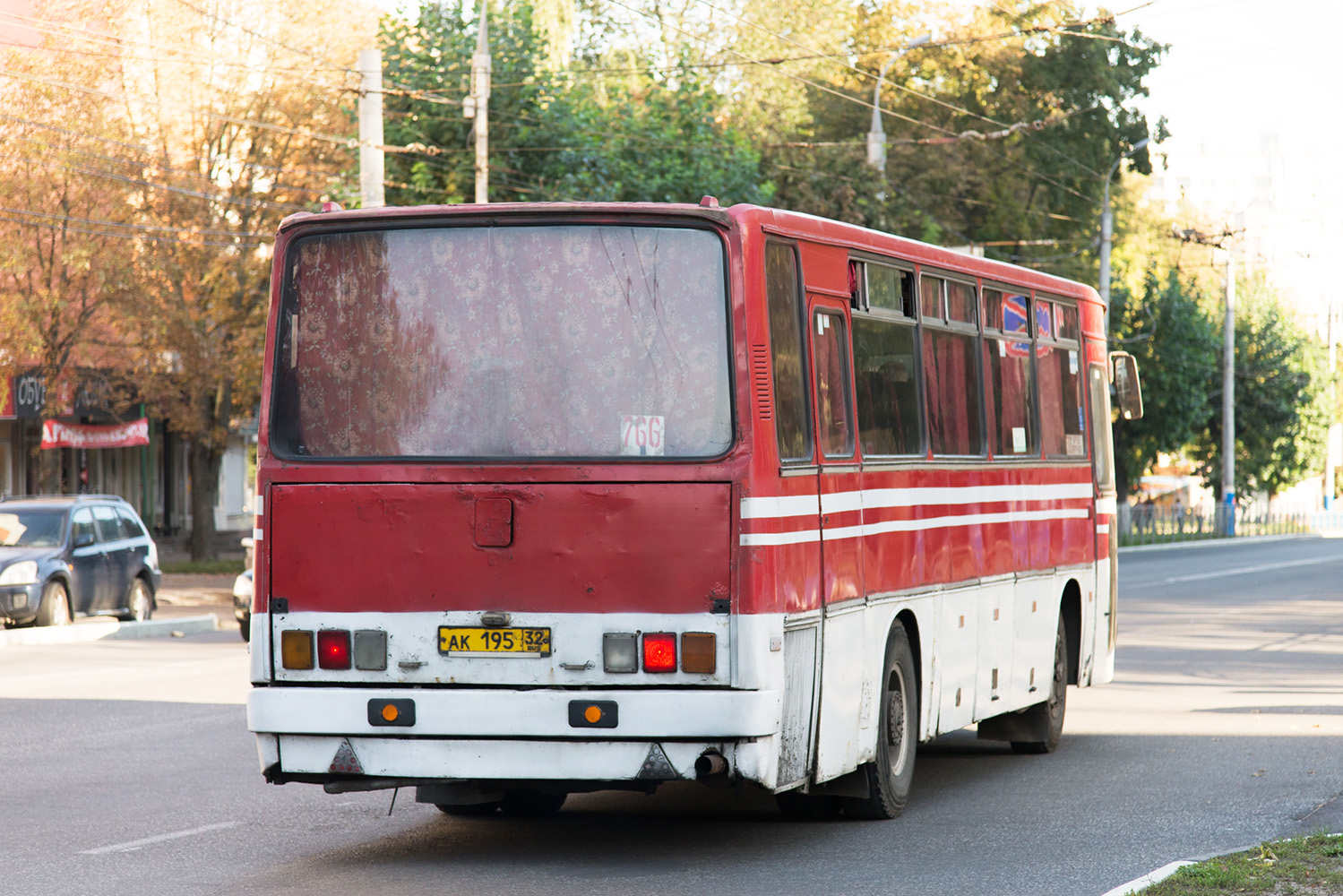 Брянская область, Ikarus 256.74 № 124