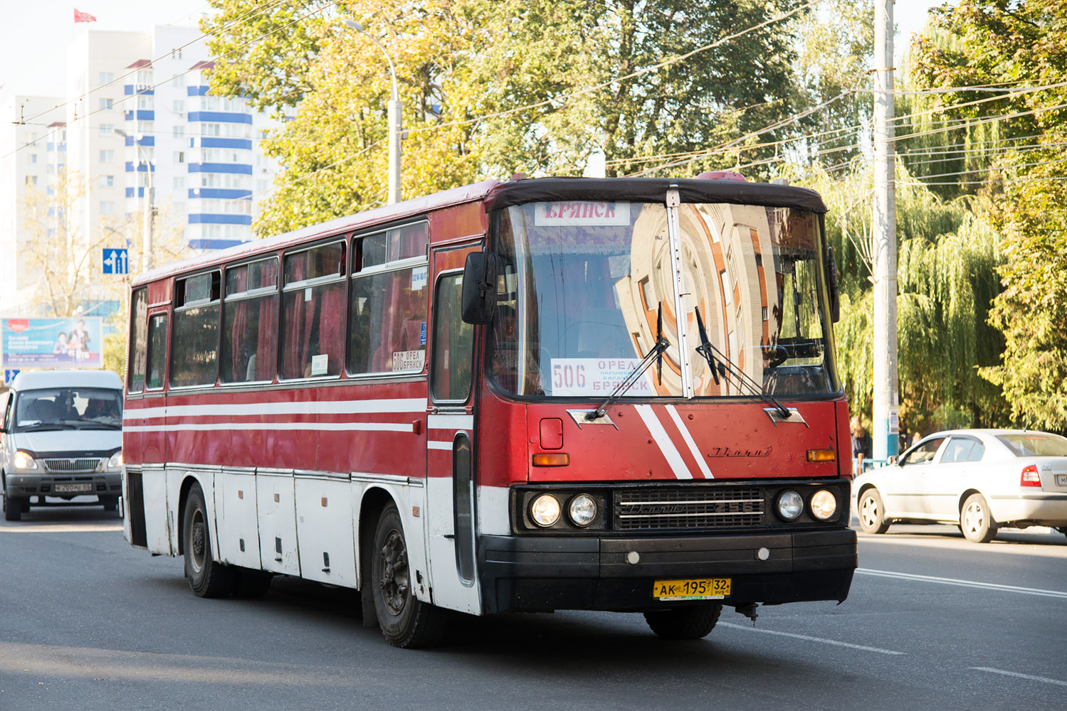 Брянская область, Ikarus 256.74 № 124