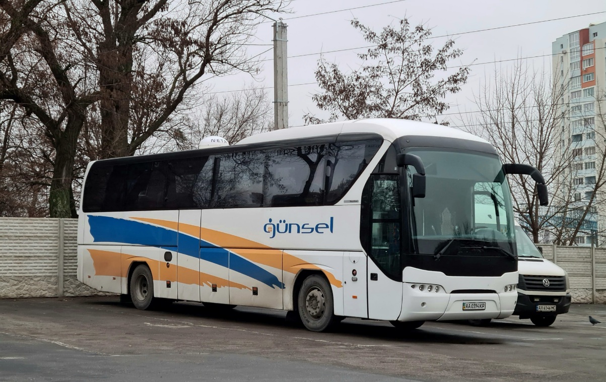 Киев, Neoplan P21 N2216SHD Tourliner № AA 0394 KP