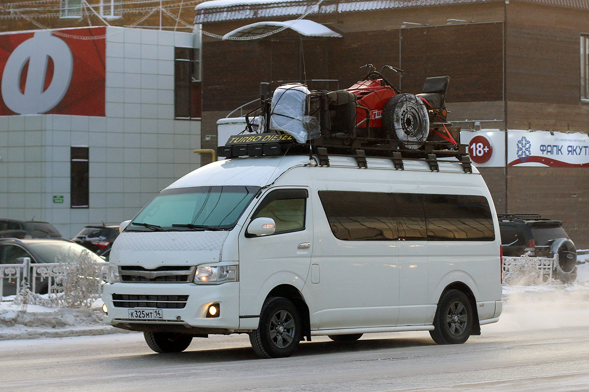 Саха (Якутия), Toyota HiAce KDH223L № К 325 МТ 14