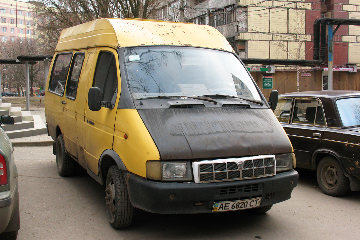 Днепропетровская область, Рута СПВ-15 (СПВ-33021.01-15) № AE 6820 CT