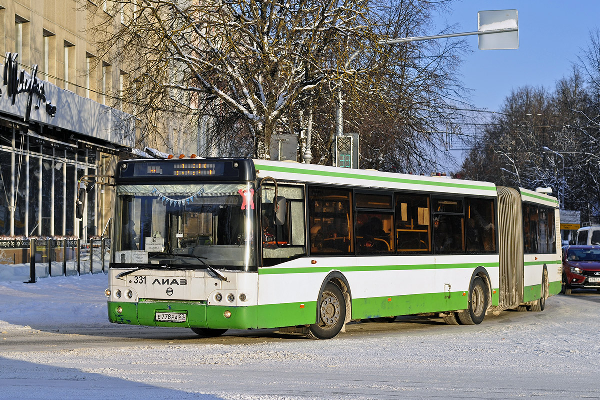 Novgorod region, LiAZ-6213.21 # 331