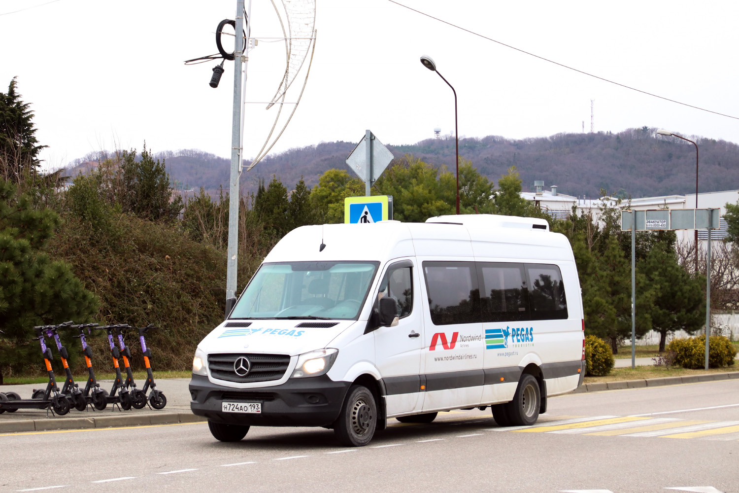 Краснодарский край, Луидор-223602 (MB Sprinter) № Н 724 АО 193
