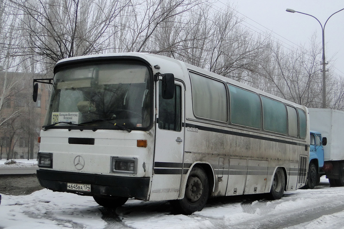 Волгоградская область, Mercedes-Benz O303-9KHP-A № А 645 ВА 134