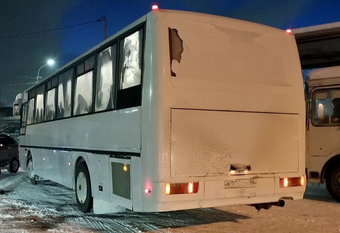 Свердловская область, КАвЗ-4238-02 № 85