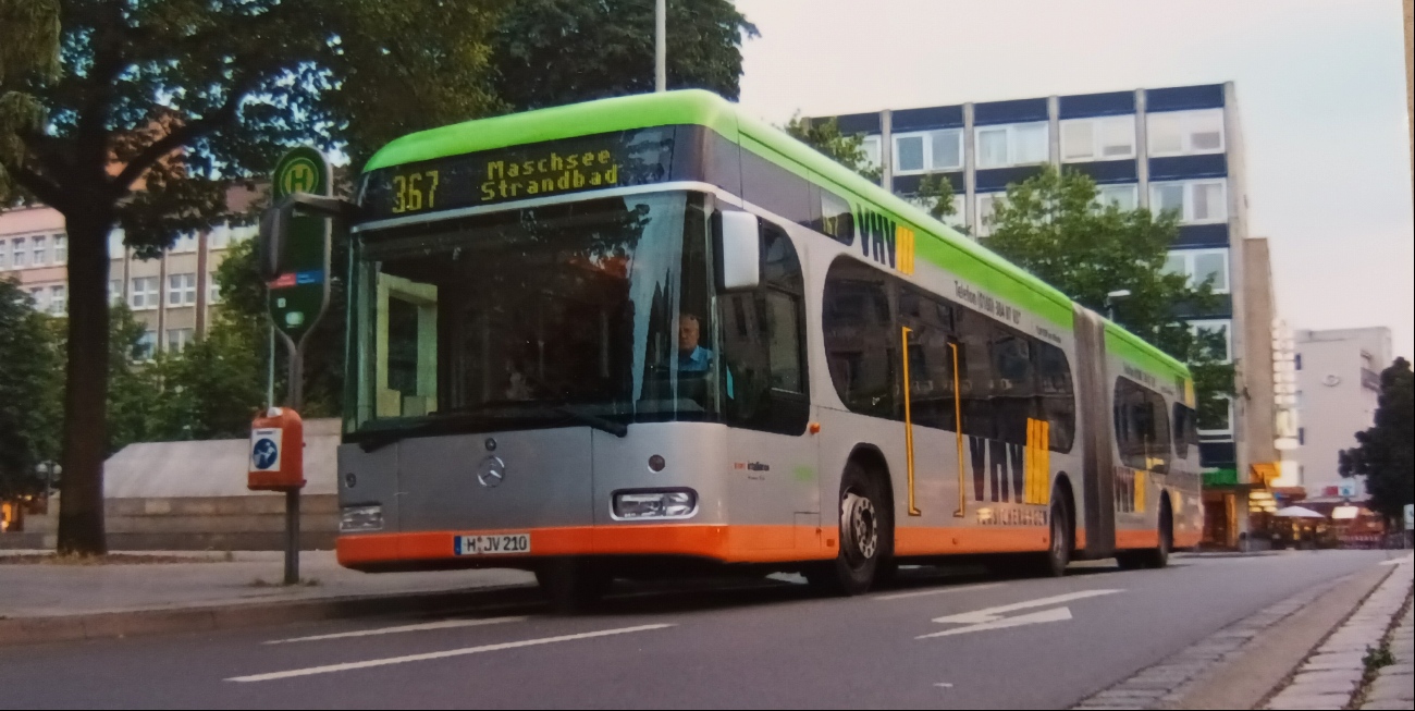 Нижняя Саксония, Mercedes-Benz O530G Irvine Citaro G № 8211