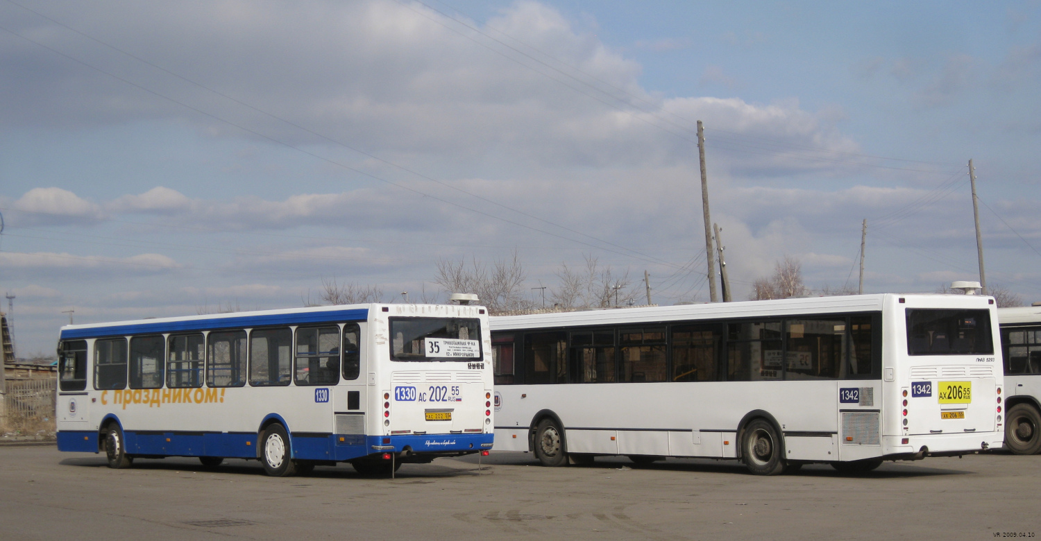 Омская область, ЛиАЗ-5256.45 № 1330