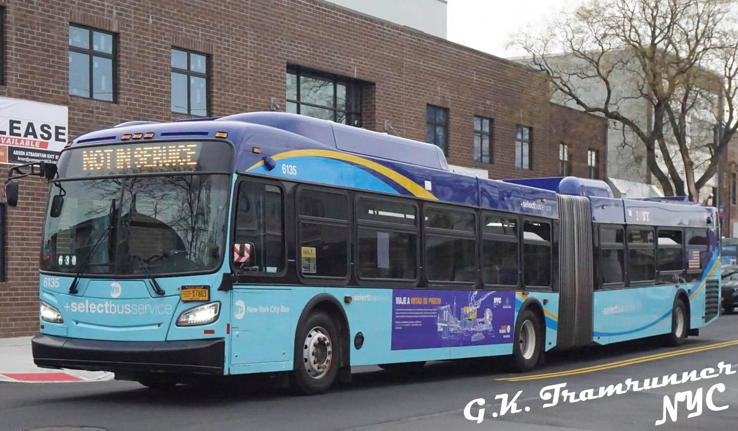 USA, New Flyer Xcelsior XD60 č. 6135