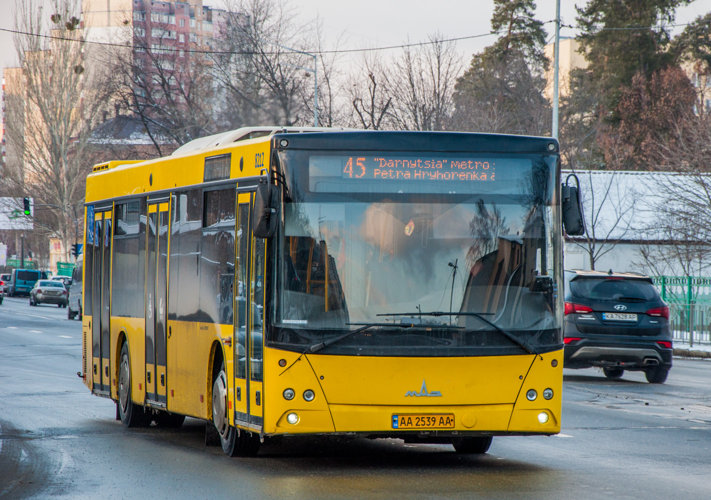 Киев, МАЗ-203.069 № 8212
