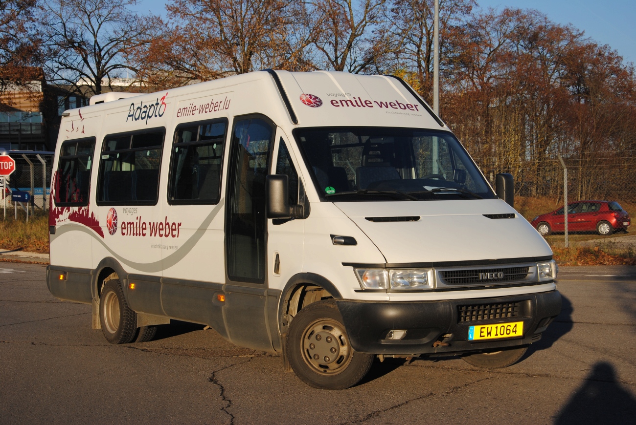 Луидор 223229. Маршрутка 1064 минска. Микроавтобус в подмосковье. Автобус 1064 новосибирск. Wiima m300.